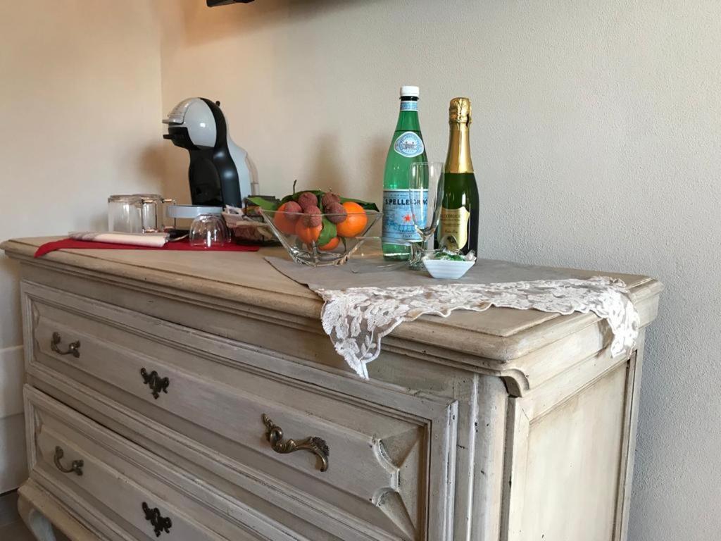 Le Lanterne Bed & Breakfast Villa d'Alme Bagian luar foto