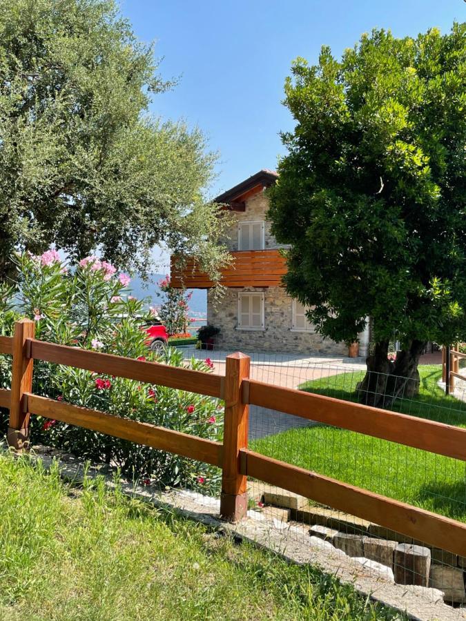 Le Lanterne Bed & Breakfast Villa d'Alme Bagian luar foto